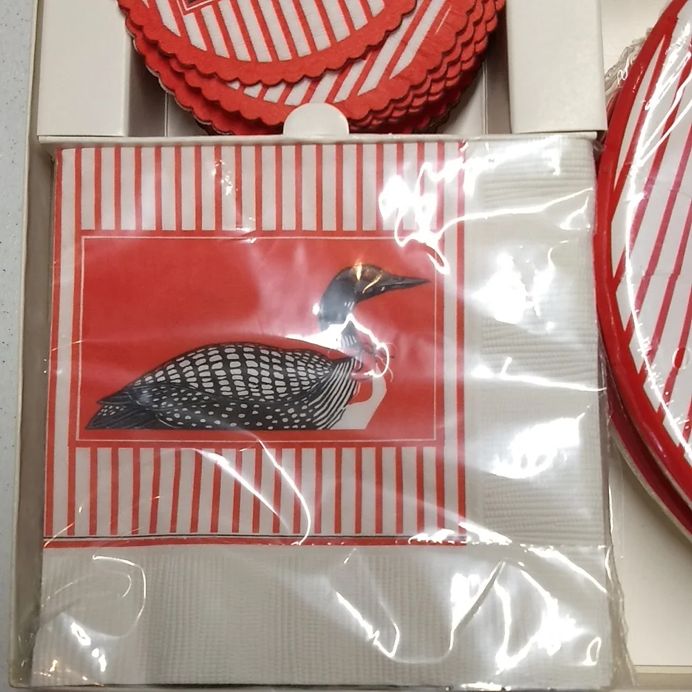 Loon Design Gordon Fraser 76 PC Hostess Box Set Plates /Napkin /Coasters BLK/RED